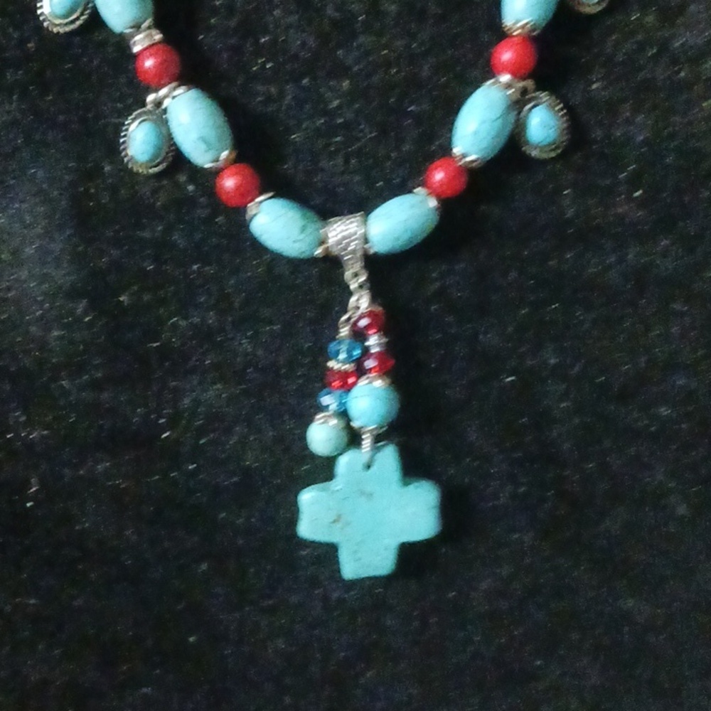 Chic Turquoise and Red Beaded Necklace - Picture 2 of 5
